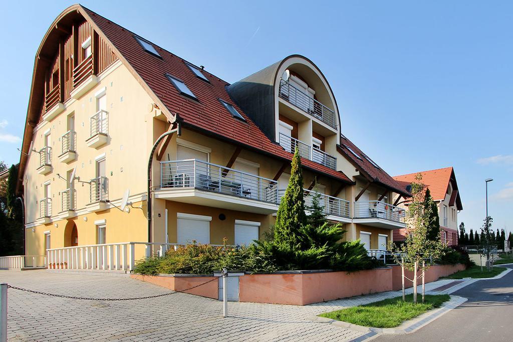 Good Luck Apartment Hévíz Eksteriør billede